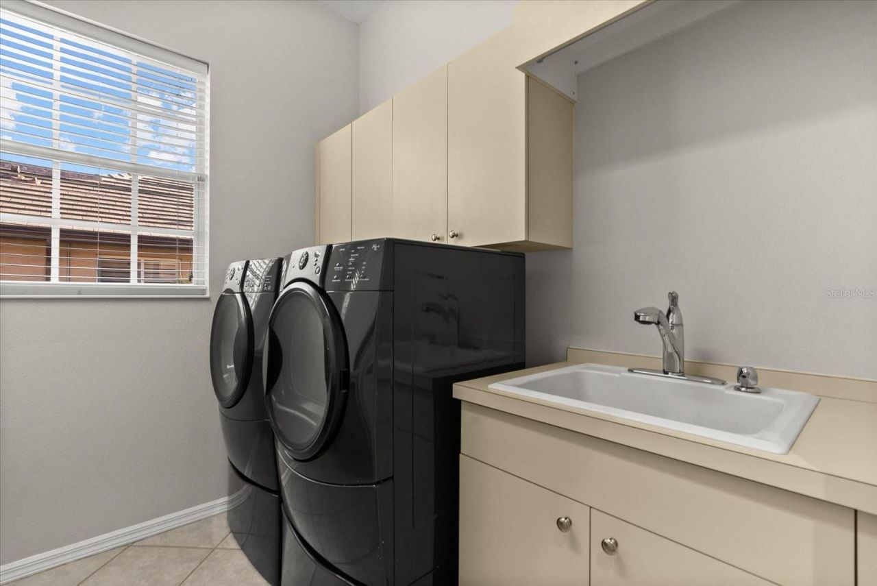 7530 Tori Way, Bradenton, FL 34202 Photo