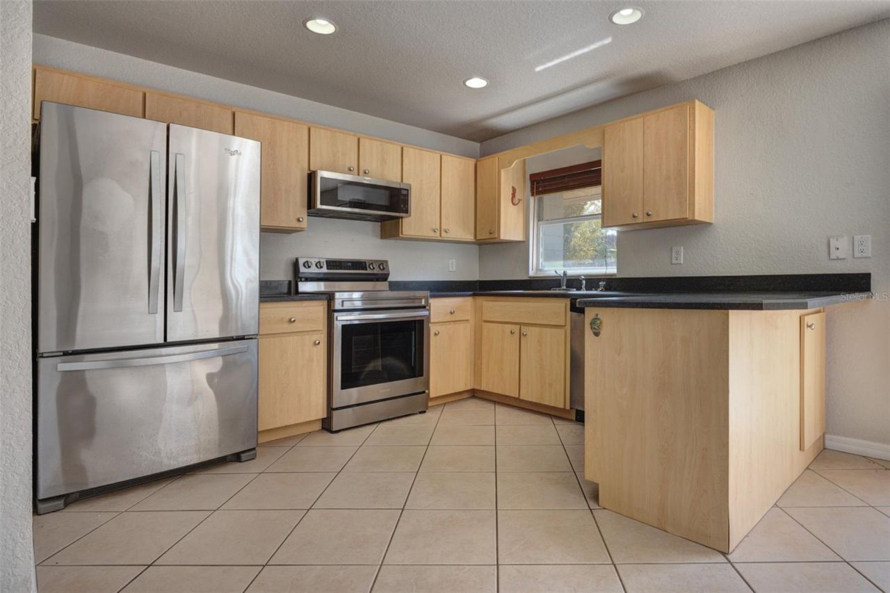 569 Sidney Drive, Lake Helen, FL 32744 Photo