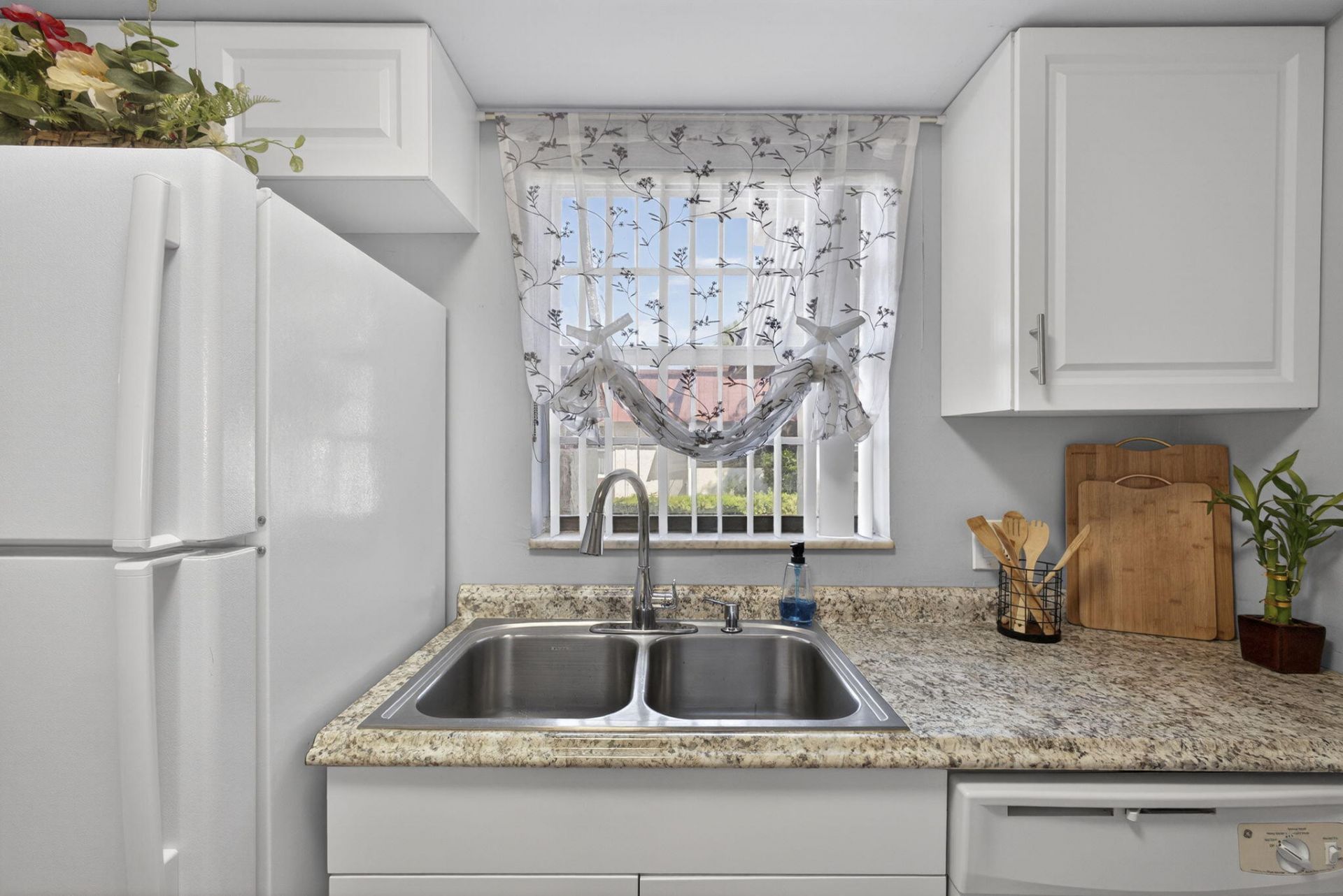 12020 W Greenway Drive, Unit 102, Royal Palm Beach, FL 33411 Photo