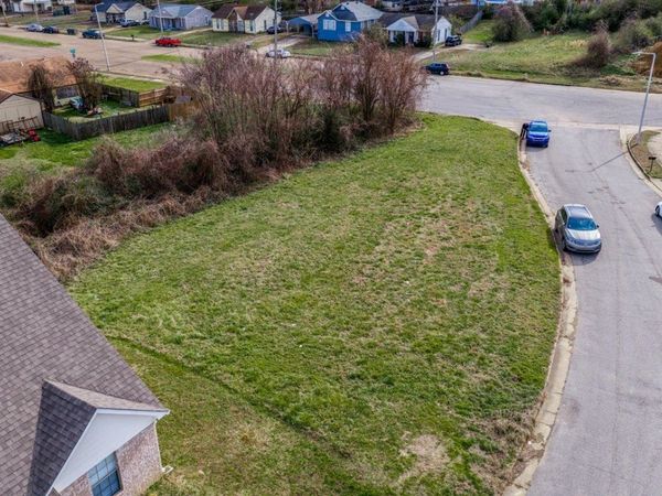 0 OAKS ROYAL DR, Memphis, TN 38128