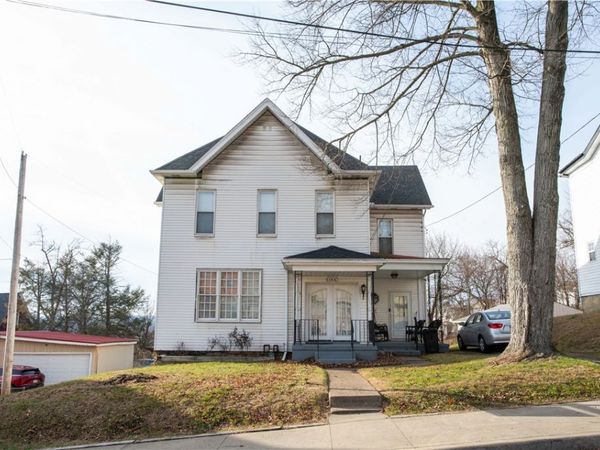 166 Pennsylvania Ave, Rochester, PA 15074