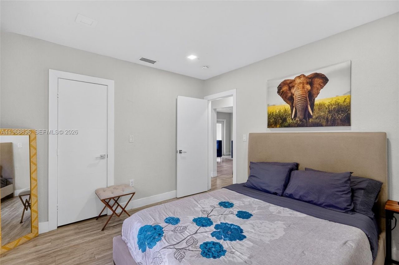 231 NW 44th St , Miami, FL 33127 Photo