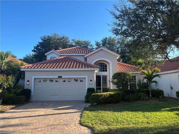 8824 Ventura WAY, NAPLES, FL 34109