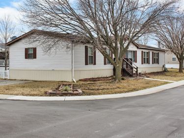 2351 Hiddenview Drive, Berlin Township, Mi 48166