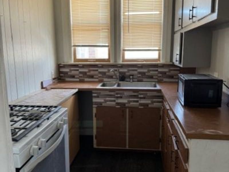 29435 Euclid Avenue, Unit 3, Wickliffe, OH 44092 Photo 4