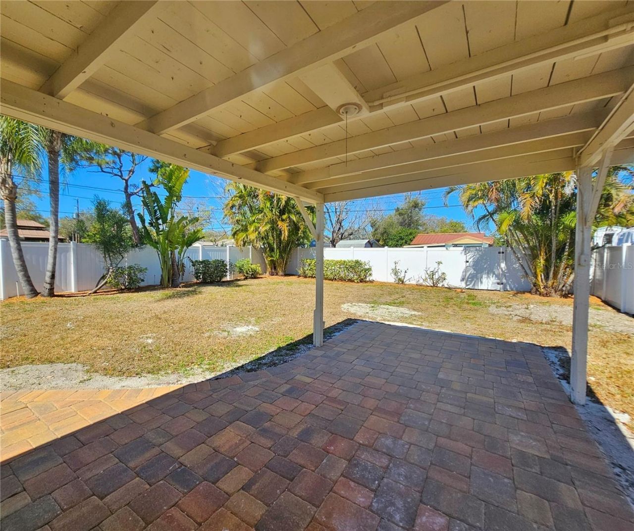 5610 Kelly Drive N, Saint Petersburg, FL 33703 Photo