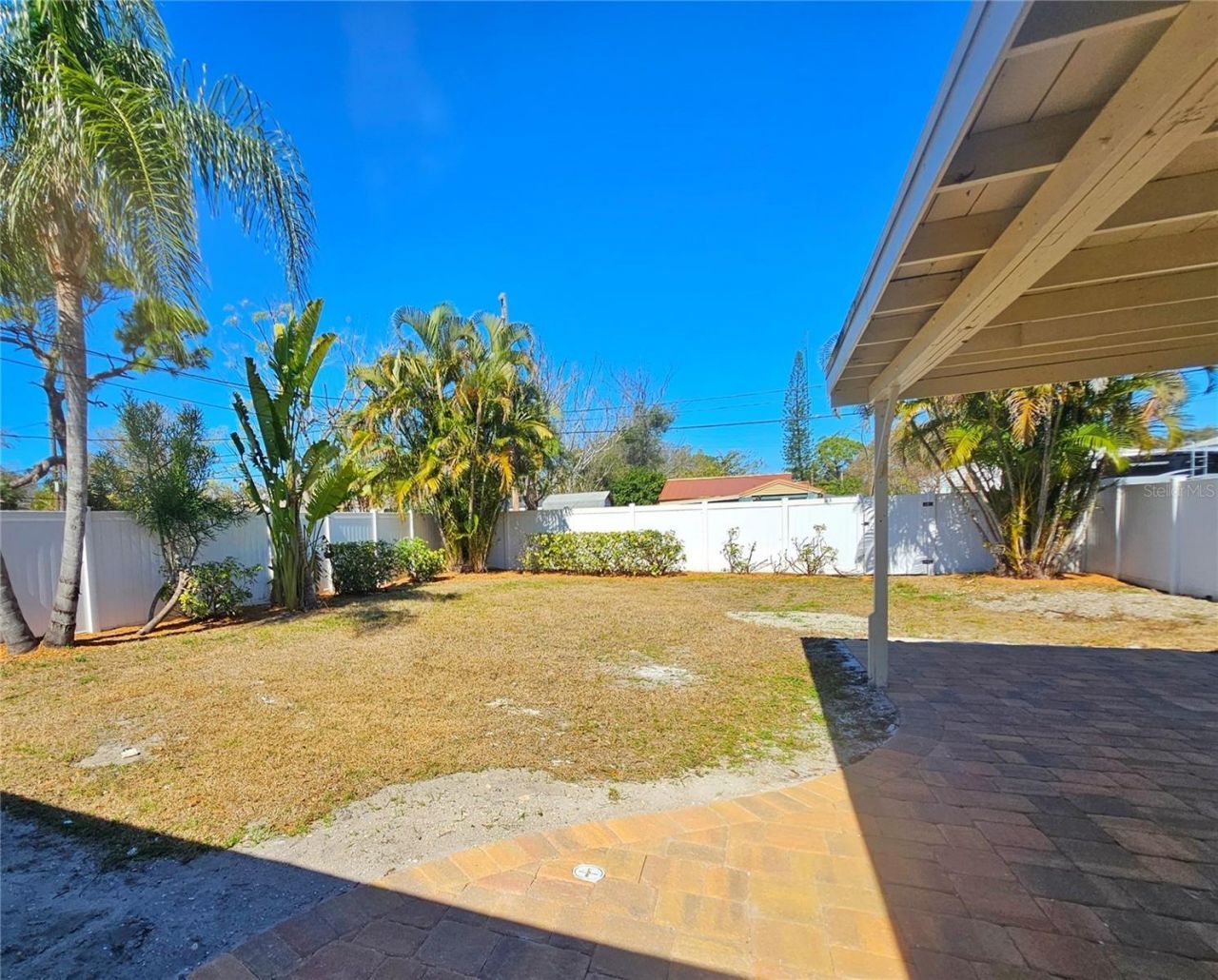 5610 Kelly Drive N, Saint Petersburg, FL 33703 Photo