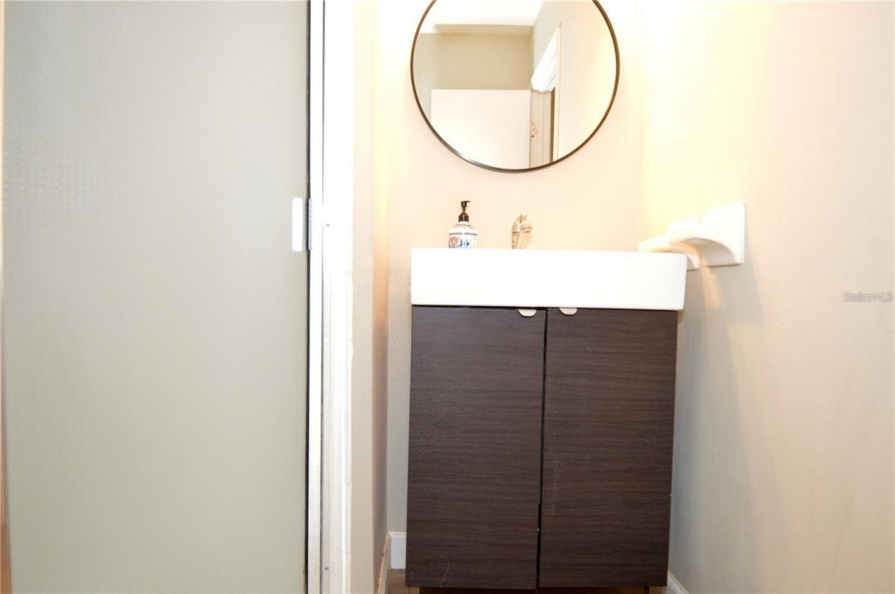 3873 Pompano Drive Se, Unit D, Saint Petersburg, FL 33705 Photo