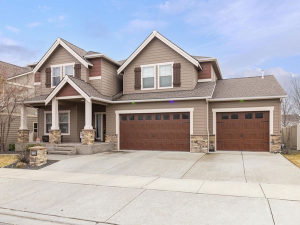 17710 E Daystar Rd, Greenacres, WA 99016