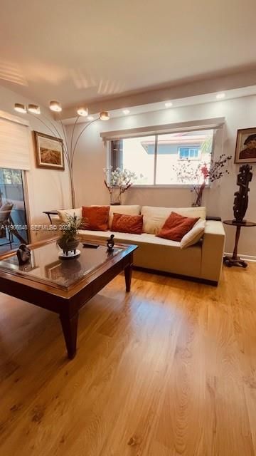 950 SW 138th Ave, Unit 314B, Pembroke Pines, FL 33027 Photo