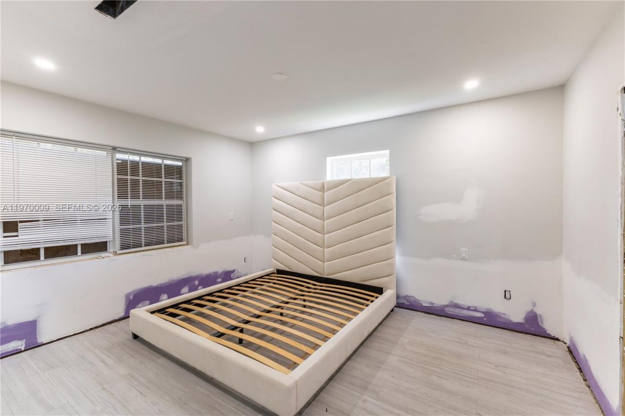 4555 Alton Rd , Miami Beach, FL 33140 Photo