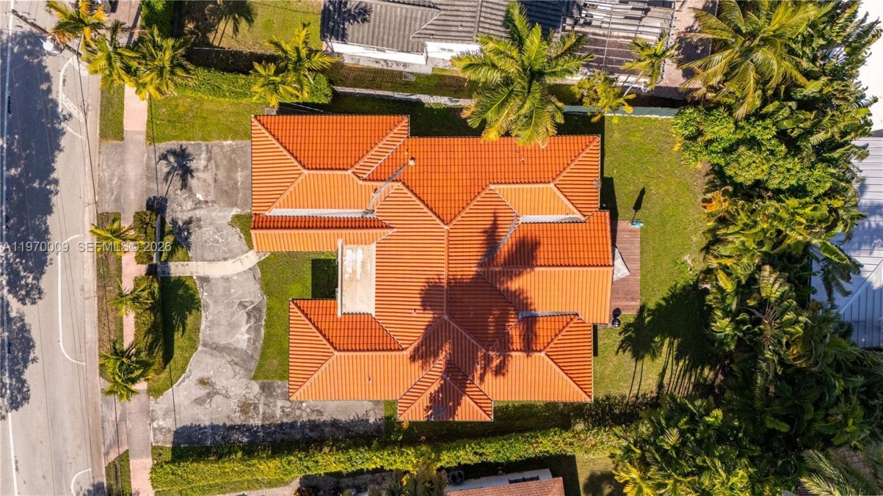 4555 Alton Rd , Miami Beach, FL 33140 Photo