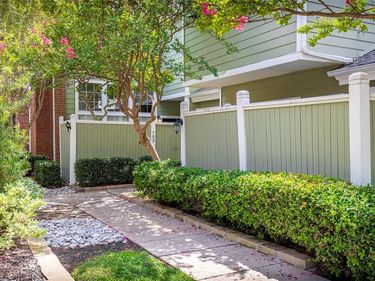 6220 Bentwood Trail, Unit 703, Dallas, TX 75252