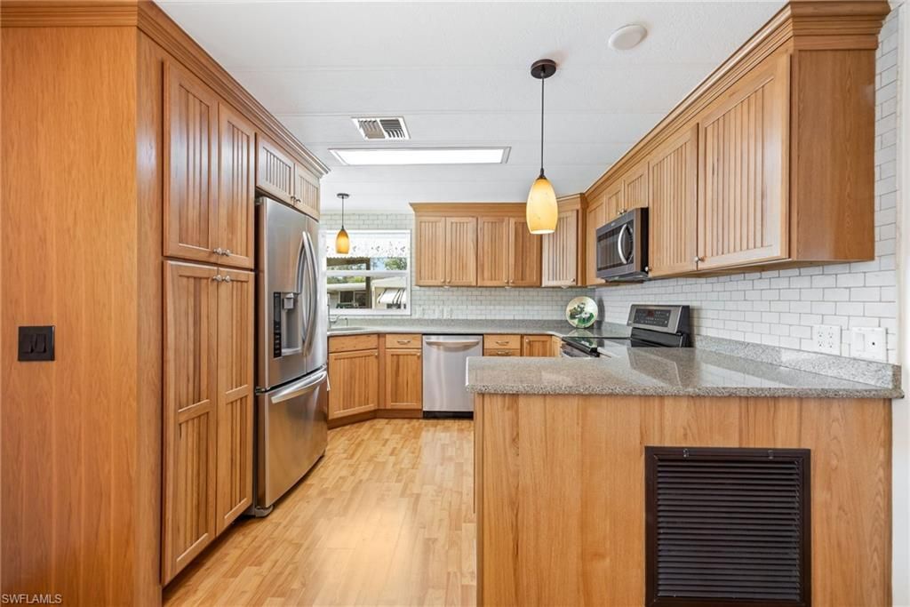 447 Snead Dr, North Fort Myers, FL 33903 Photo