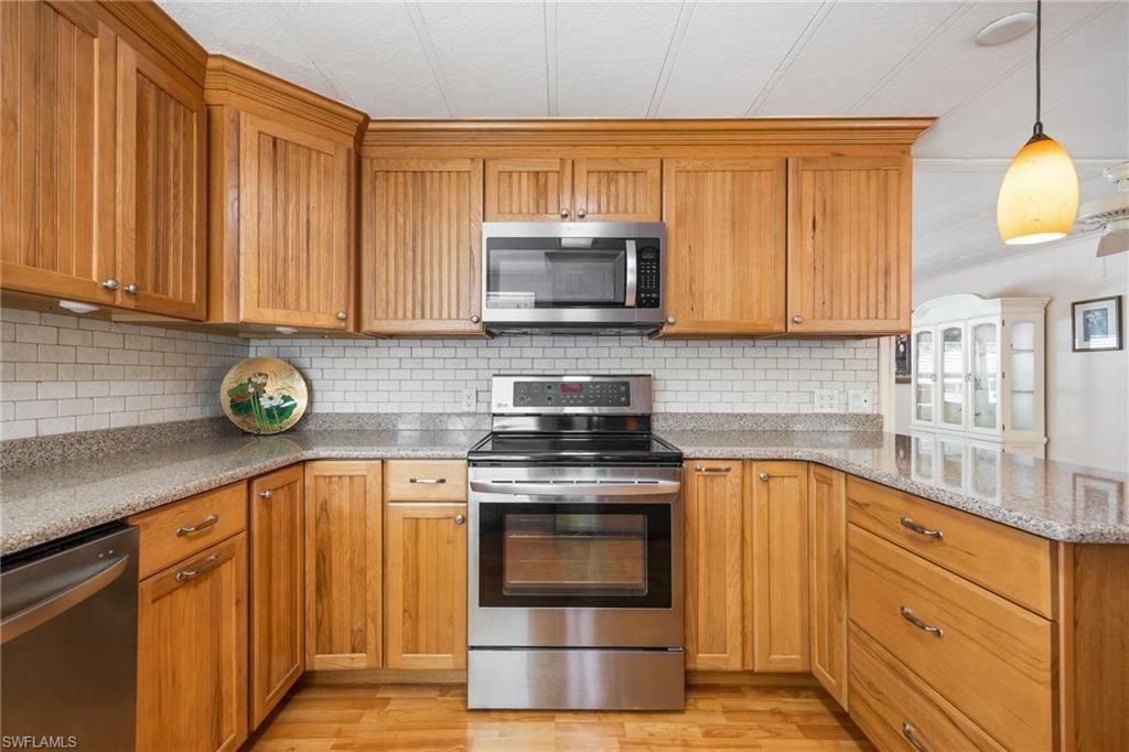 447 Snead Dr, North Fort Myers, FL 33903 Photo