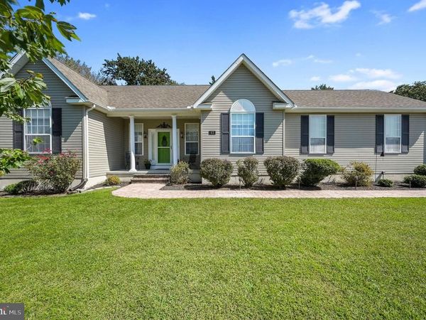 43 E DARBY CIRCLE, DOVER, DE 19904