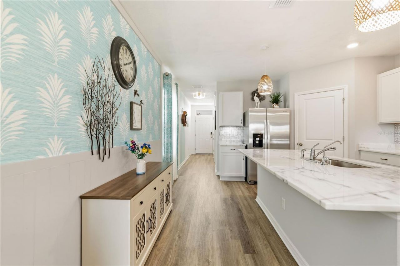 3387 Hilltop Circle, Bradenton, FL 34211 Photo