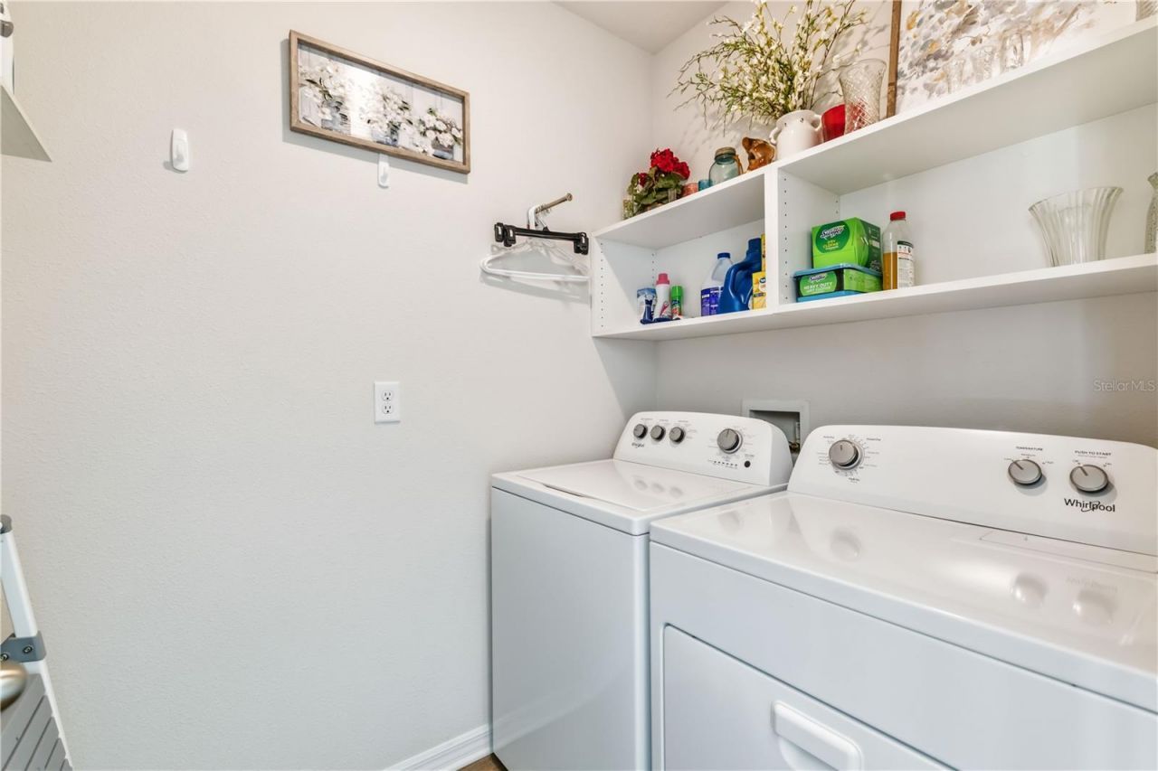 3387 Hilltop Circle, Bradenton, FL 34211 Photo