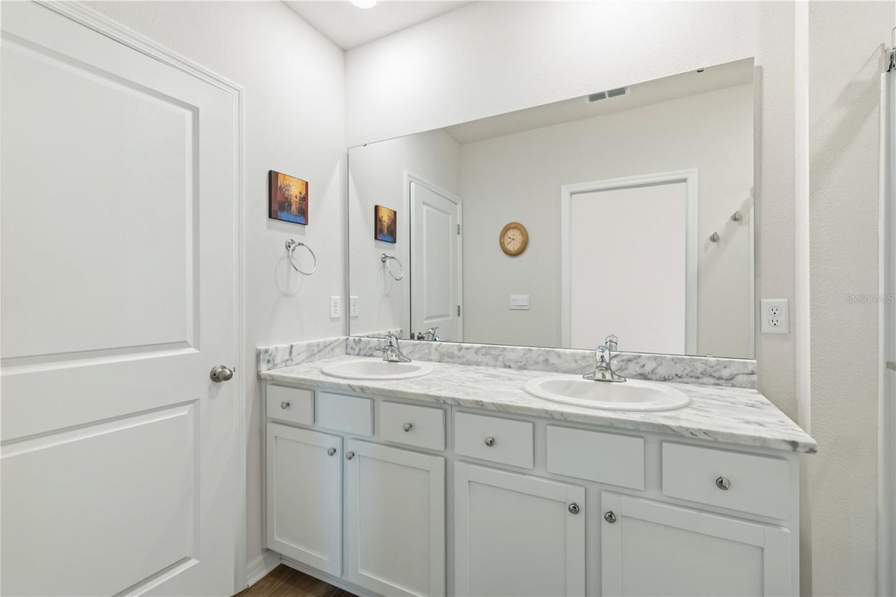 3387 Hilltop Circle, Bradenton, FL 34211 Photo