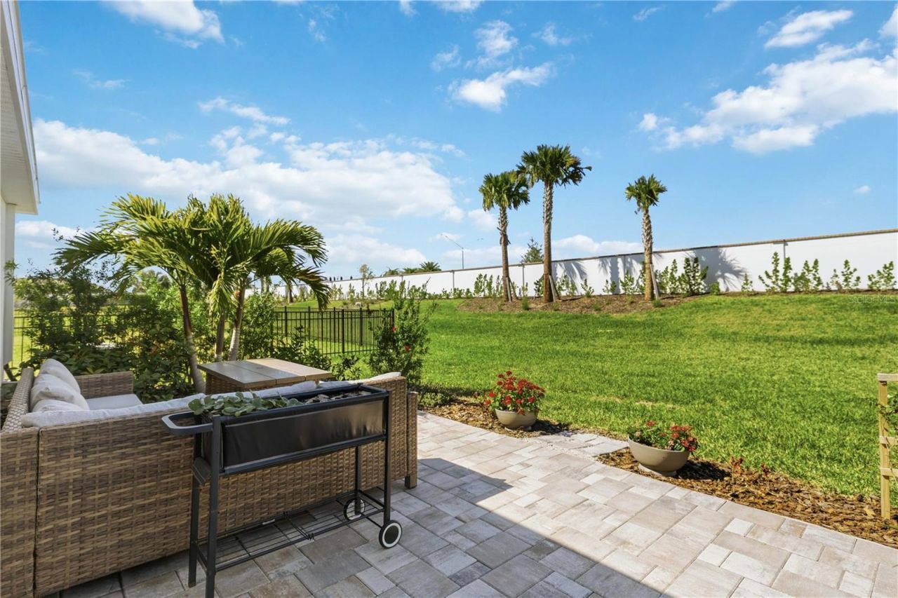 3387 Hilltop Circle, Bradenton, FL 34211 Photo