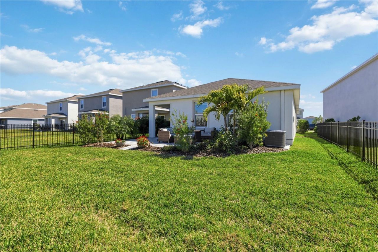 3387 Hilltop Circle, Bradenton, FL 34211 Photo