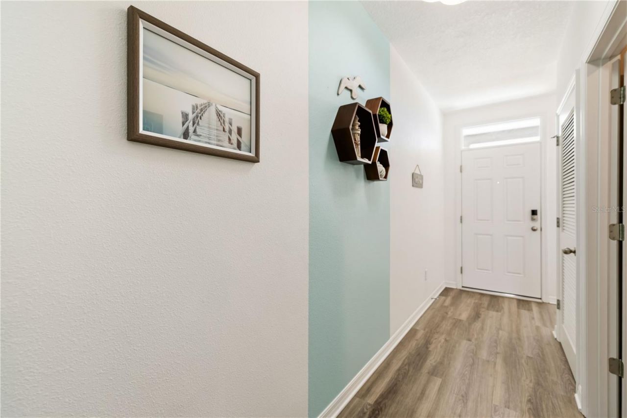 3387 Hilltop Circle, Bradenton, FL 34211 Photo