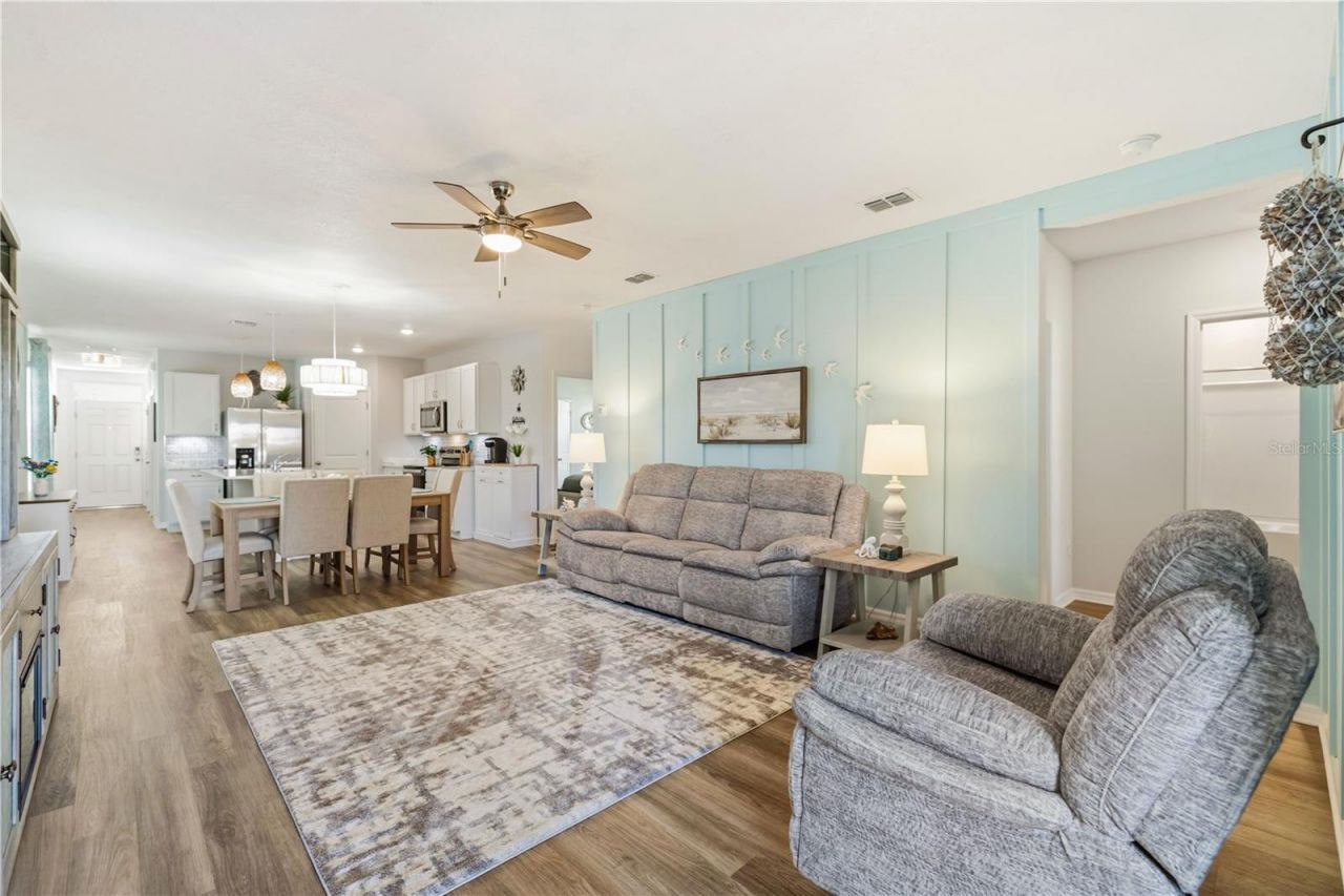 3387 Hilltop Circle, Bradenton, FL 34211 Photo