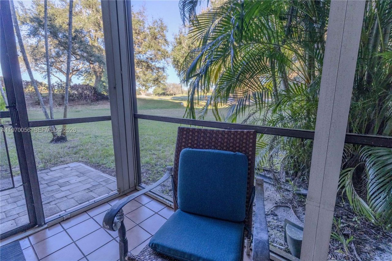 8931 N New River Canal Rd, Unit 1E, Plantation, FL 33324 Photo