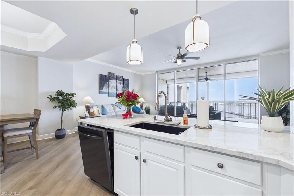 2090 W First St, Unit 2907, Fort Myers, FL 33901 Photo