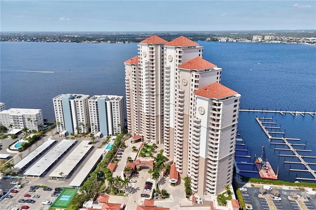 2090 W First St, Unit 2907, Fort Myers, FL 33901 Photo