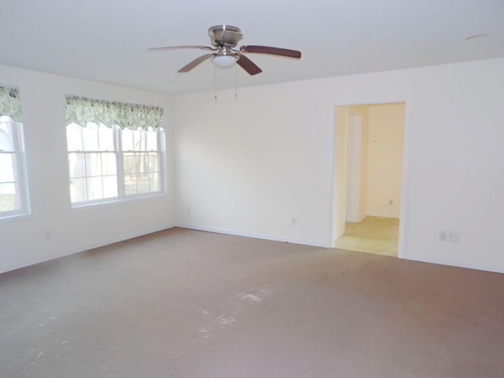 301 Frys Way Photo 4