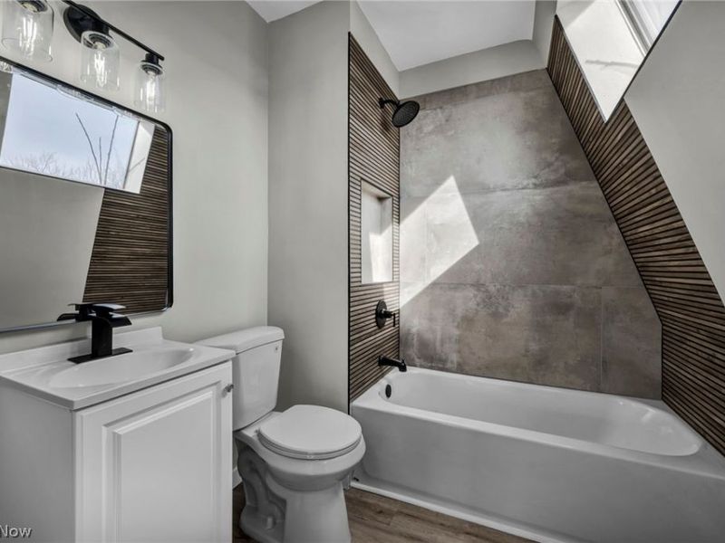 1505 E 172nd Street, Cleveland, OH 44110 Photo 39