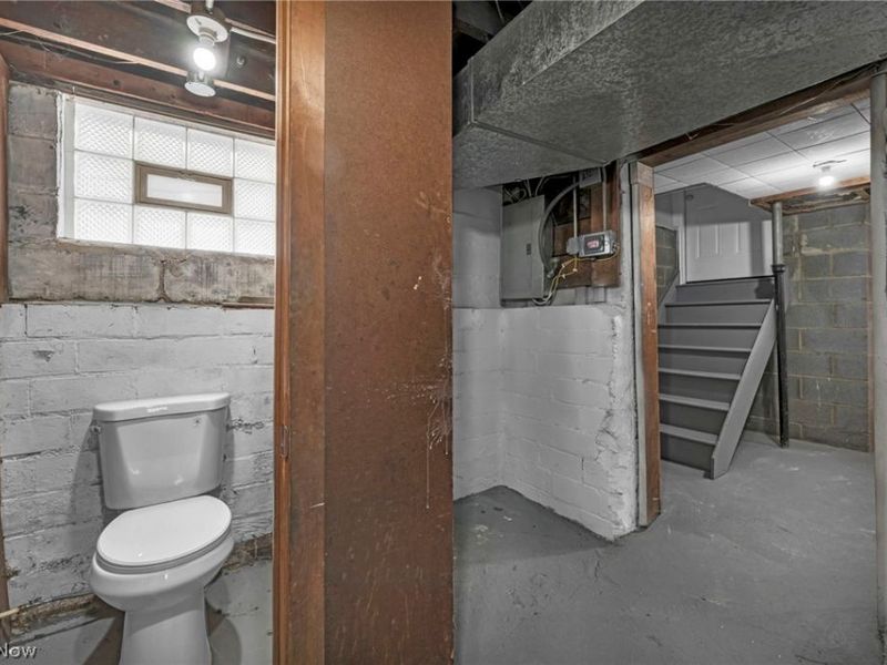 1505 E 172nd Street, Cleveland, OH 44110 Photo 42