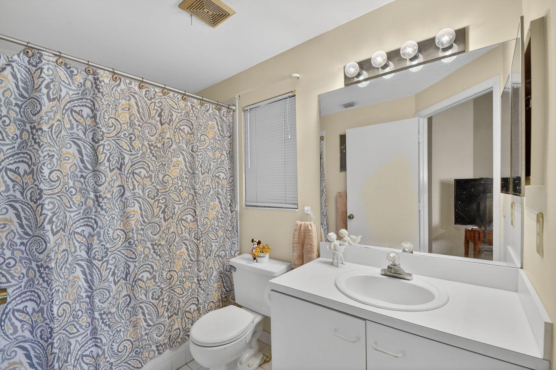 6049 Strawberry Lakes Circle, Lake Worth, FL 33463 Photo