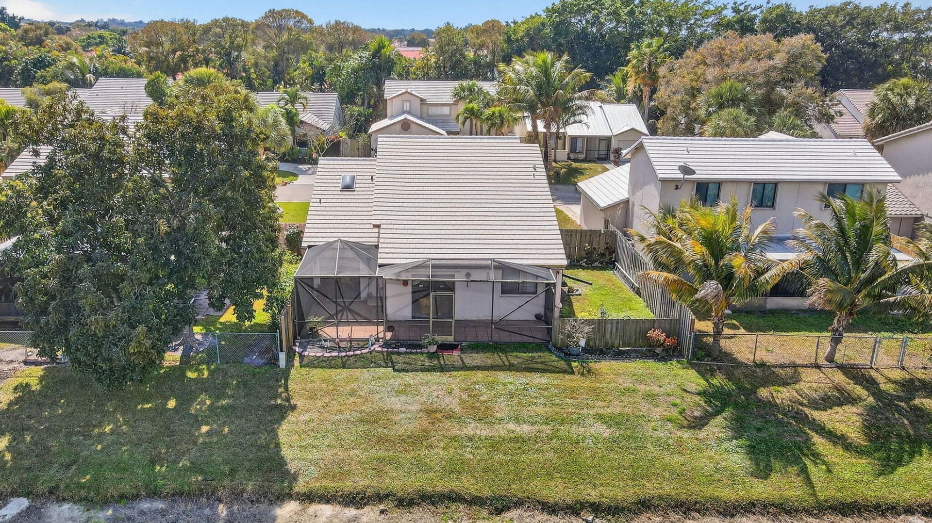 6049 Strawberry Lakes Circle, Lake Worth, FL 33463 Photo
