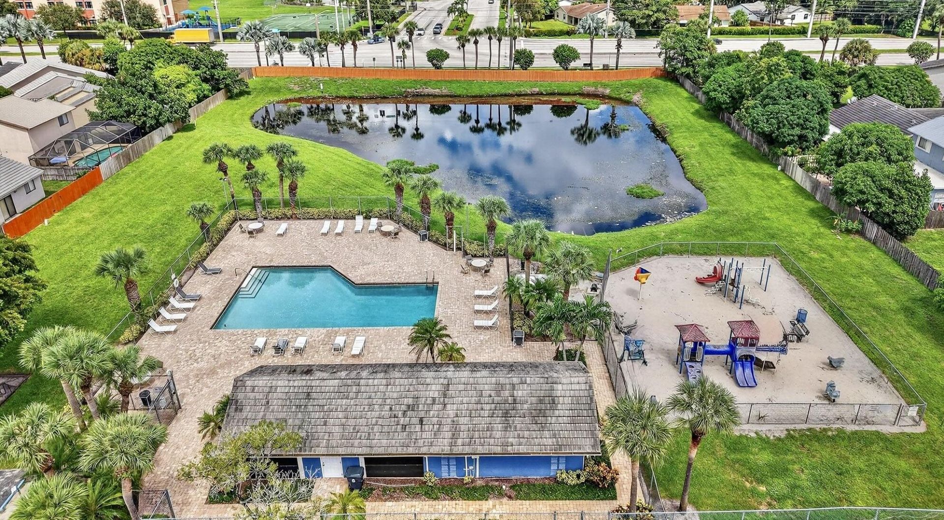 6049 Strawberry Lakes Circle, Lake Worth, FL 33463 Photo