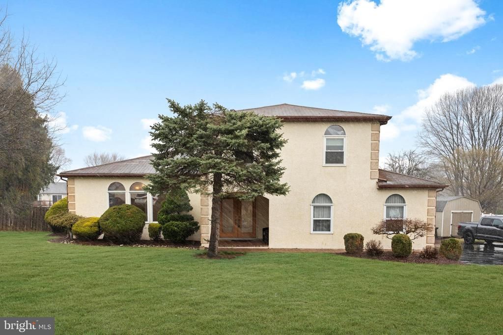 69 Nancy Drive, Richboro, PA 18954 Main Photo