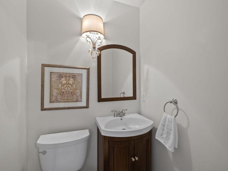 1224 Kenbrook Hills Drive, Unit 25, Columbus, OH 43220 Photo 13