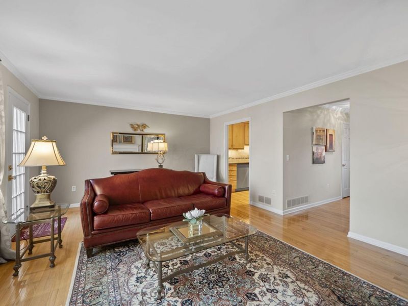 1224 Kenbrook Hills Drive, Unit 25, Columbus, OH 43220 Photo 19