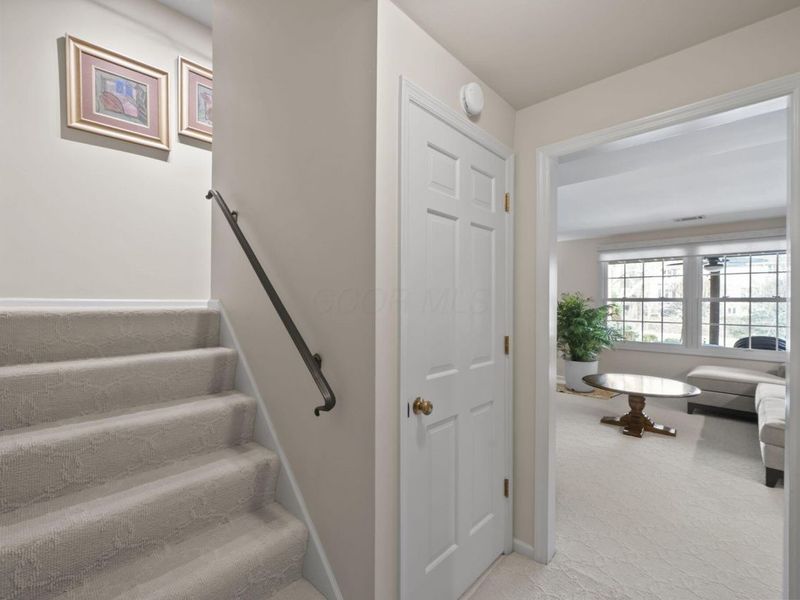 1224 Kenbrook Hills Drive, Unit 25, Columbus, OH 43220 Photo 38