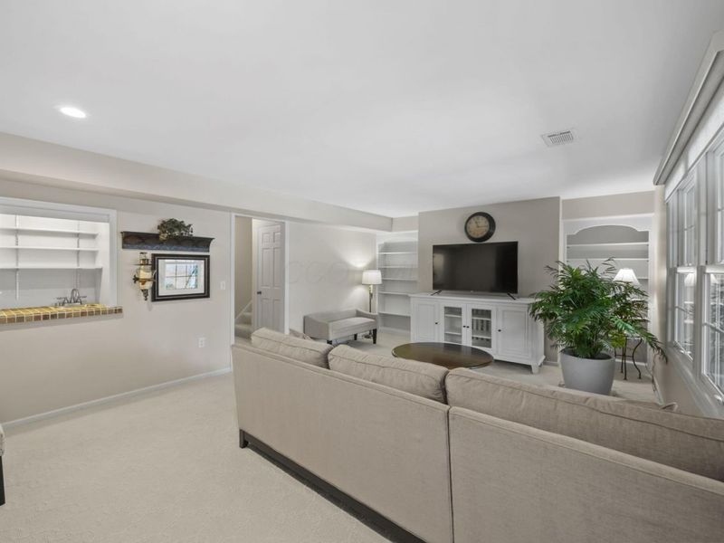 1224 Kenbrook Hills Drive, Unit 25, Columbus, OH 43220 Photo 41