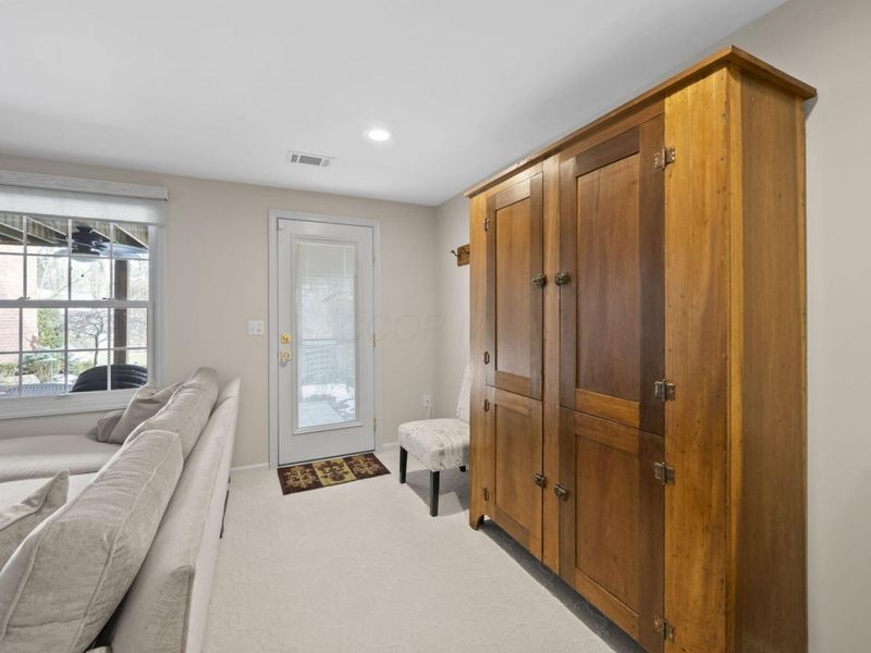 1224 Kenbrook Hills Drive, Unit 25, Columbus, OH 43220 Photo 42