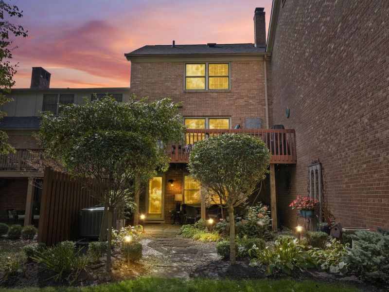 1224 Kenbrook Hills Drive, Unit 25, Columbus, OH 43220 Photo 44