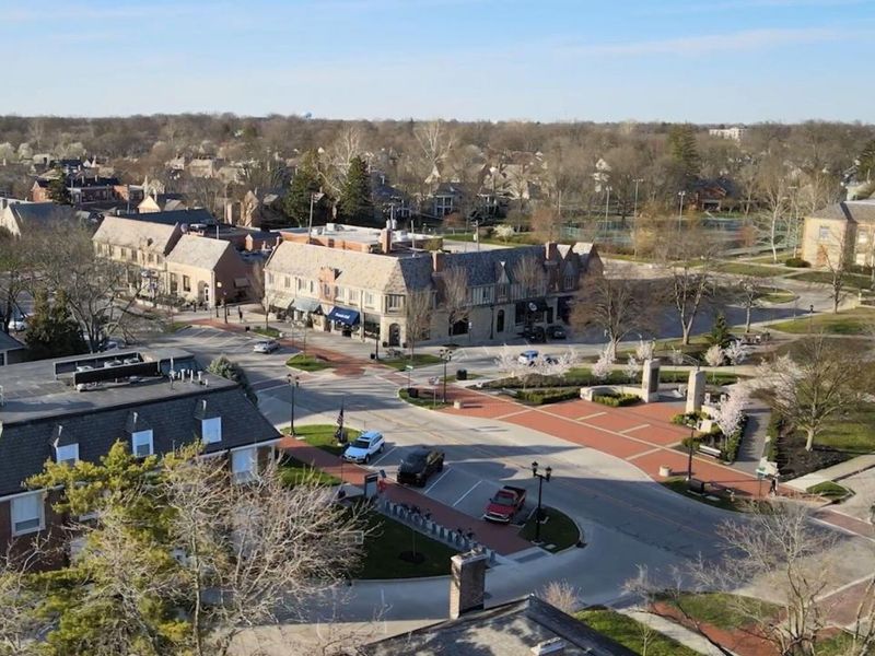 1224 Kenbrook Hills Drive, Unit 25, Columbus, OH 43220 Photo 81