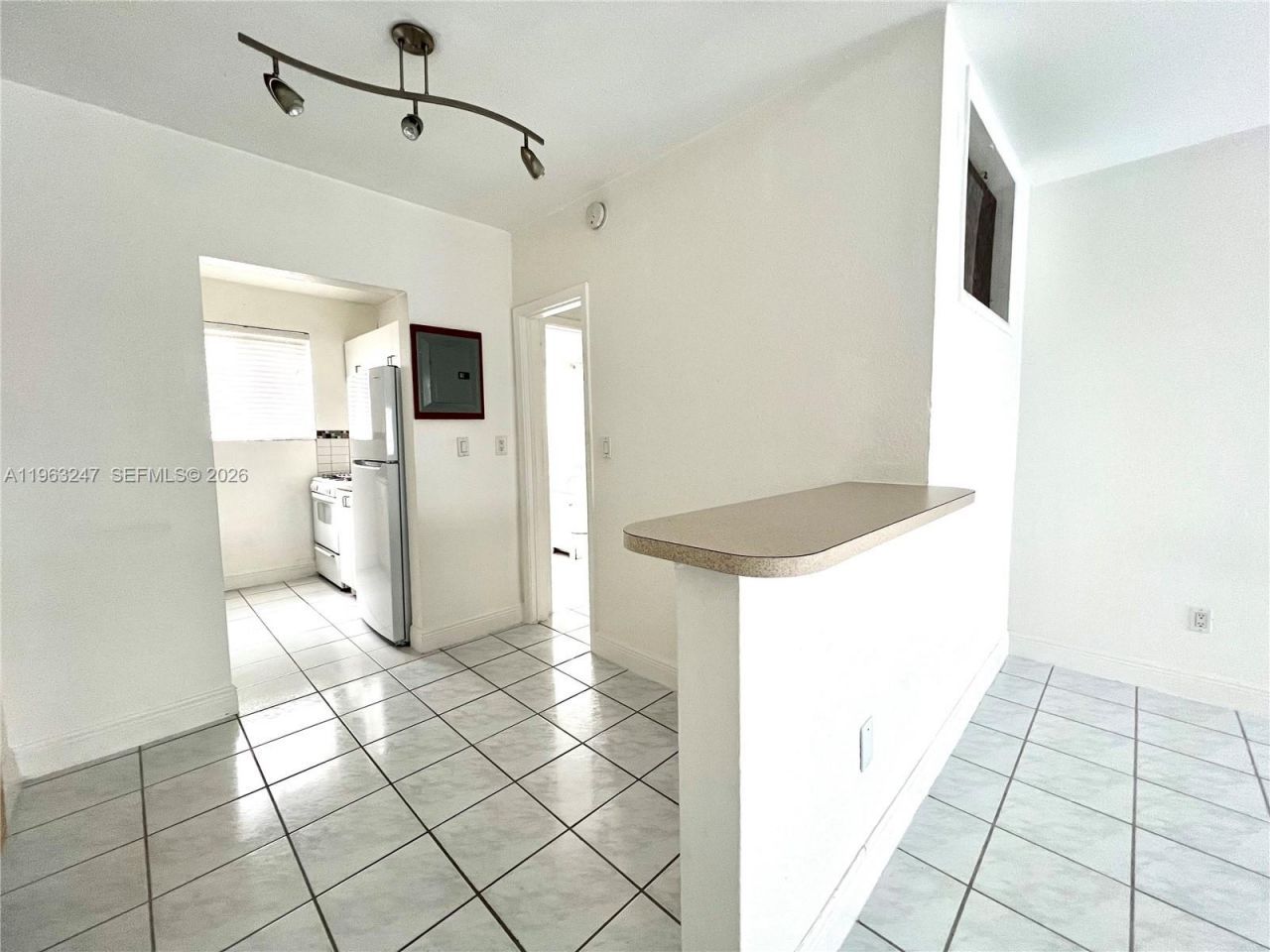 315 69th St, Unit 110, Miami Beach, FL 33141 Photo