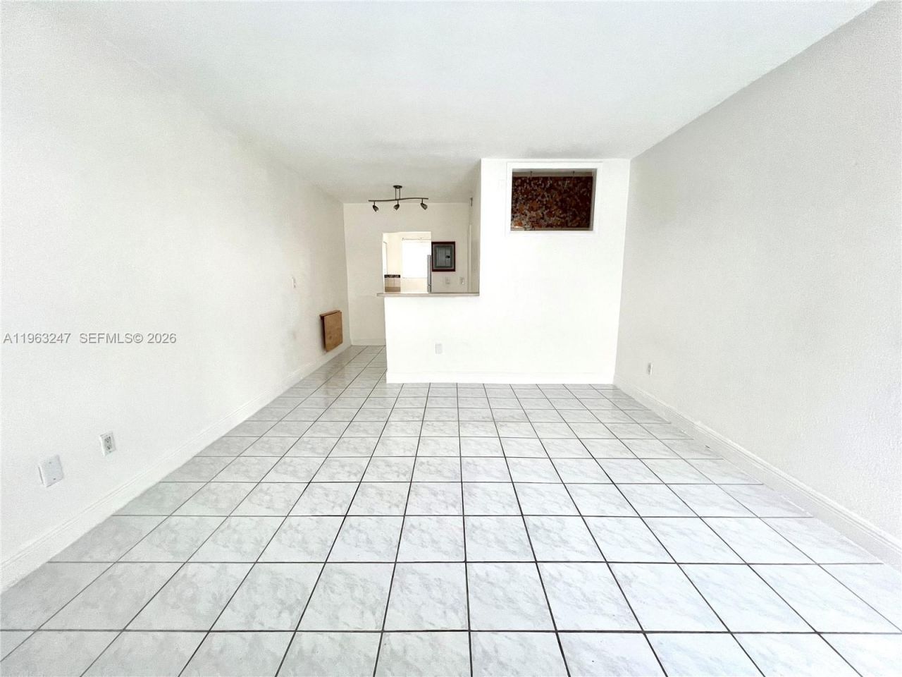 315 69th St, Unit 110, Miami Beach, FL 33141 Photo