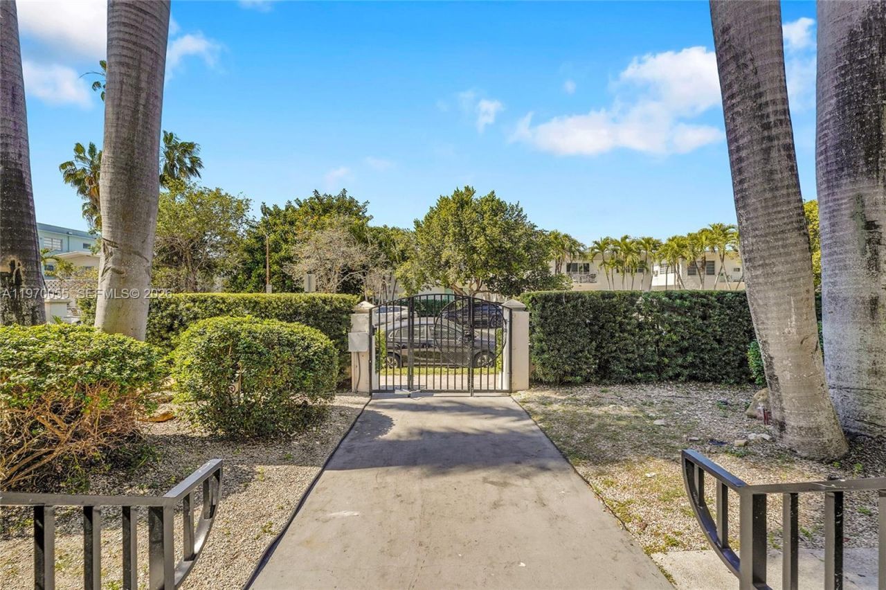 1027 Pennsylvania Ave, Unit 103, Miami Beach, FL 33139 Photo