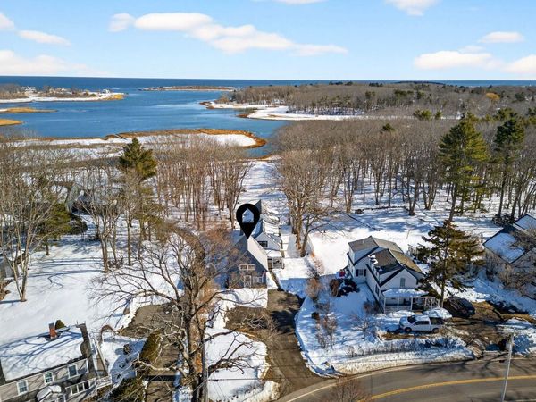 41 Mills Road, Kennebunkport, ME 04046