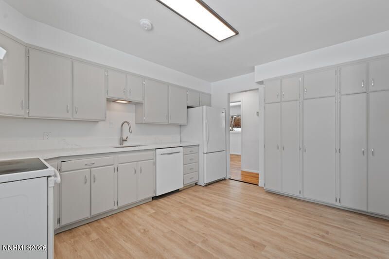 810 Lahontan Way, Reno, NV 89509 Photo