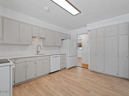 810 Lahontan Way, Reno, NV 89509 Photo